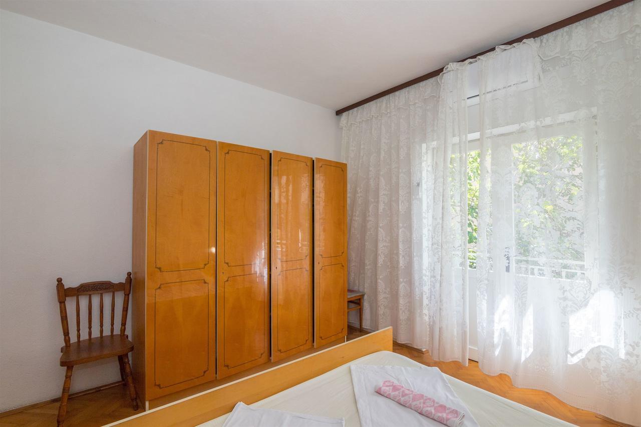 Apartments Zeljko Макарска Екстериор снимка